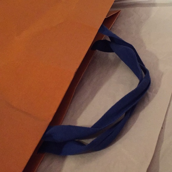 LOUIS VUITTON XLARGE ORANGE BAG - Picture 7 of 8